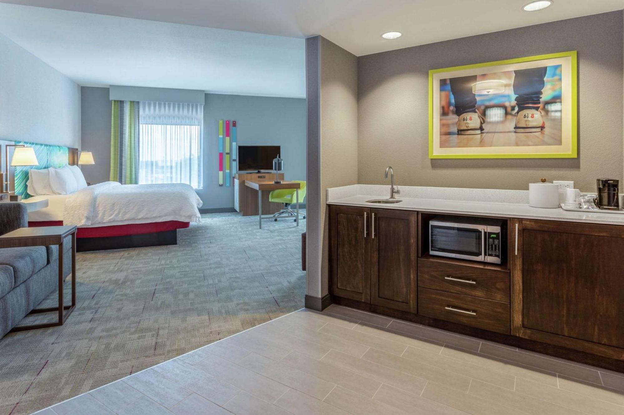 Hampton Inn & Suites Burlington Zewnętrze zdjęcie